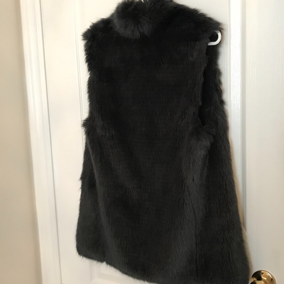 Club Monaco Vest - Picture 13 of 13